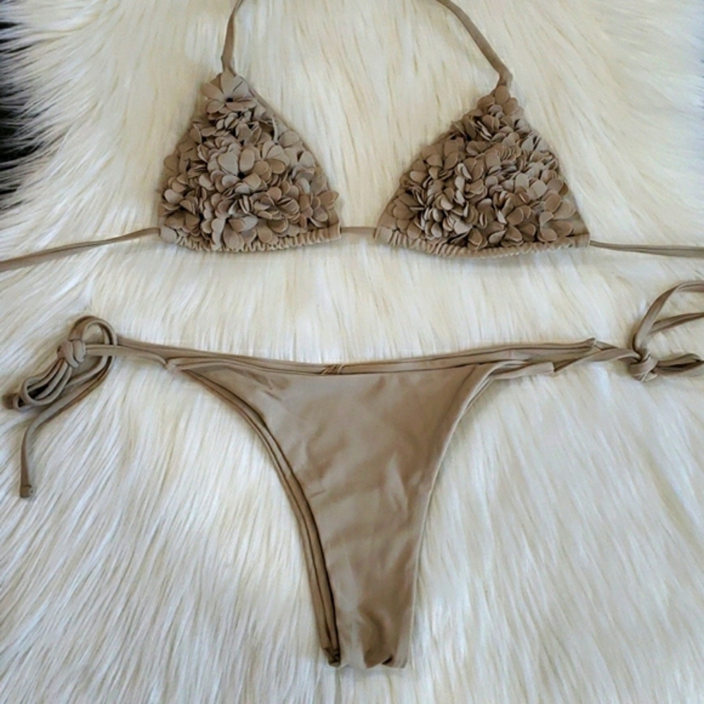 New Sexy 3D Flowers Brazilian Triangle Bikini Set - Picture 6 of 11